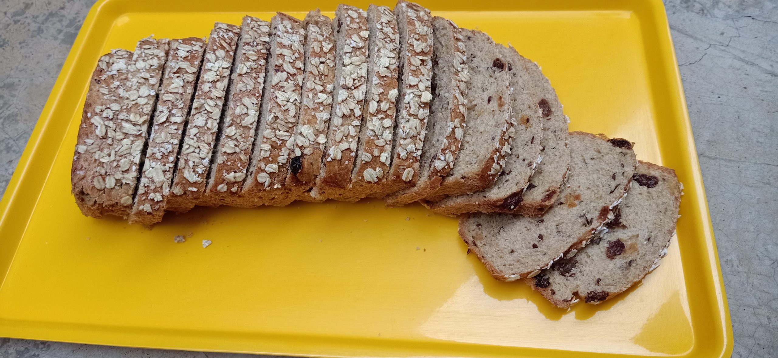 Whole Wheat Raisins Bread (with instant yeast)