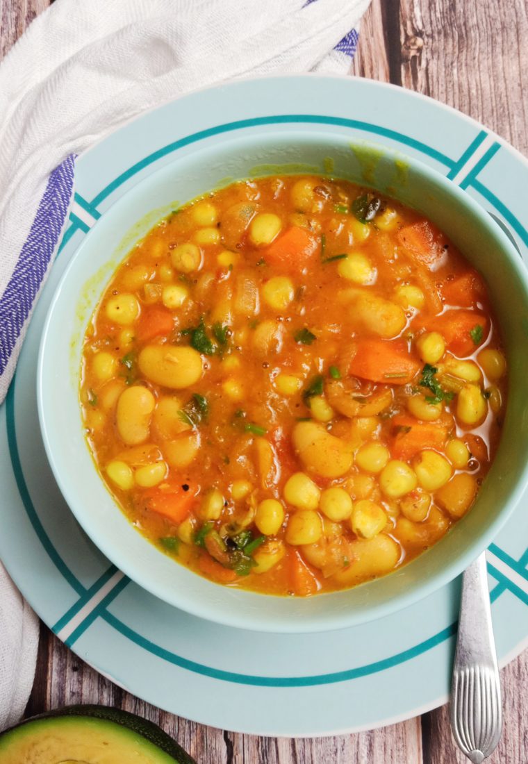 Simple Delicious Githeri Curry (Vegan)
